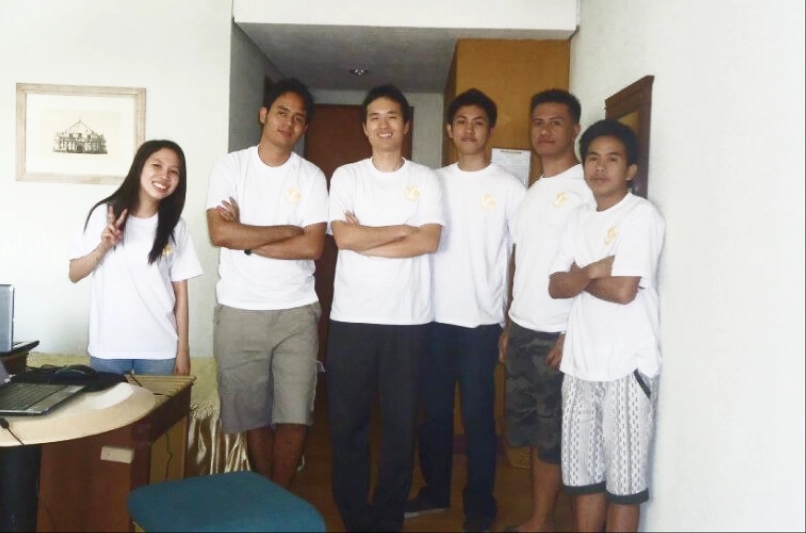 Michael Choi's (V88 Founder) first visit to the Philippines in 2012.